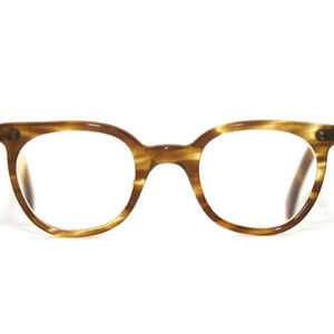 Monturas de gafas de cuerno de búfalo hechas a mano Diseño natural tallado elegante para hombres y mujeres Ofertas al por mayor - Product Image 1