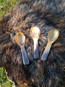 Cuchara de Cuerno de Búfalo Natural, Hecha a Mano y Pulida, Perfecta para Servir Especias, Condimentos o como Decoración de Mesa, Alta Calidad - Product Image 5