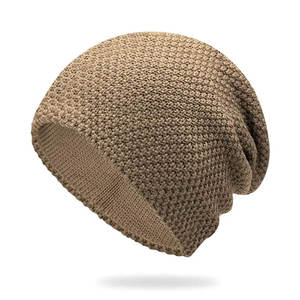 Gorro de Punto Sólido para Hombre y Mujer, Cálido para Invierno y Otoño, Gorro de Punto Suave y Elástico, Gorros Clásicos Unisex para Clima Frío, Uso Diario - Product Image 1