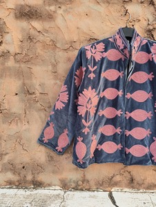 Chaqueta Bordada de Terciopelo Estilo Bohemio, Nueva Colección India, Chaqueta Suzani Bordada a Mano para Festivales - Product Image 4