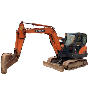 Excavatrice sur chenilles hydraulique miniature Doosan DX60 d'occasion de 6 tonnes, modèle 2023, moteur Yanmar avec inspection vidéo - Product Image 6