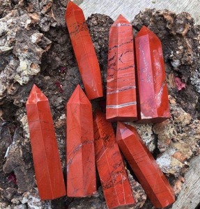 Torres de Piedras Preciosas de Jaspe Rojo Natural de Alta Calidad, Puntas Pulidas Hechas a Mano para la Fabricación de Joyas, Mejor Precio - Product Image 1