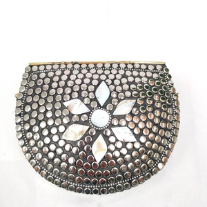 Nouvelle pochette tendance en métal, design tendance, sac à main en mosaïque pour femmes, prix de gros en provenance d'Inde - Product Image 6