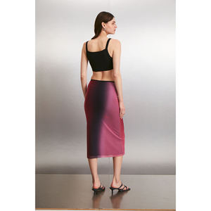 ETHIQUET NUALA Vestido de mujer con estampado degradado, corte bajo lateral y forro de tela de tul - Product Image 5