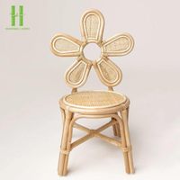 Chaise en rotin pour enfants en bois massif chaise de salle à manger pour tout-petits siège en rotin tissé couleur pastel personnalisé fête d'enfants événement prix d'usine