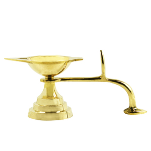 Venta caliente latón indio Pooja Diya Aleación de Metal Ambose profundo hecho a mano indio grabado diseño latón indio Pooja Diya Metal - Product Image 4