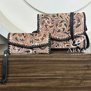 Bolso cruzado de cuero genuino con herramientas manuales de gran capacidad a la moda para mujer y cartera de pulsera a juego conjuntos combinados de dos piezas - Product Image 1