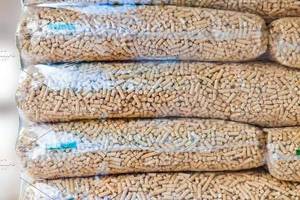 Granulés de bois de première qualité en bois de sapin d'épinette certifié Enplus A1 à 100%, granulés de bois en gros, bois de pin naturel en stock - Product Image 2