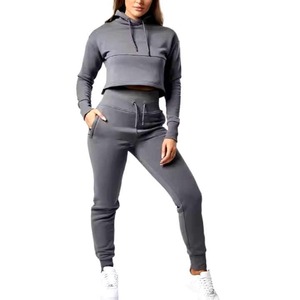 ชุดเซ็ต 2 ชิ้น เสื้อฮู้ดและกางเกงวอร์มผ้าฝ้ายพิมพ์ลายคุณภาพสูงสำหรับผู้หญิง ดีไซน์ทันสมัย ระบายอากาศได้ดี เหมาะสำหรับฤดูหนาว รับสกรีนโลโก้ตามสั่ง - Product Image 4