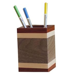 Porte-stylo en métal de dernière conception avec support et support fini noir à texture antique - Product Image 3