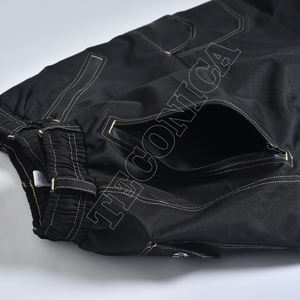 Pantalones de esquí y snowboard para hombre 2025, pantalones impermeables a prueba de viento para invierno y exteriores con diseño estampado, ropa de esquí holgada cálida - Product Image 4