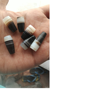 ลูกปัดอาเกตซูเลมาเนียแบบมีแถบ เหมาะสำหรับนักออกแบบเครื่องประดับพื้นเมืองและแบบดั้งเดิม และร้านขายลูกปัด - Product Image 1