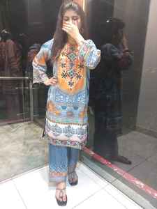 Última colección de ropa de invierno readymade para mujer Karandi pakistaní Salwar kameez traje Karandi tela readymade vestido de mujer - Product Image 5