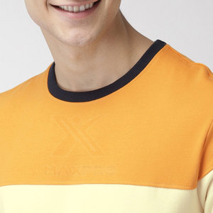 เสื้อสเวตเชิ้ตผู้ชายผ้าฝ้ายผสมน้ำหนักเบาขายดี ปรับแต่งได้ตามต้องการ เสื้อสเวตเชิ้ตผู้ชายขายดีที่สุด - Product Image 5