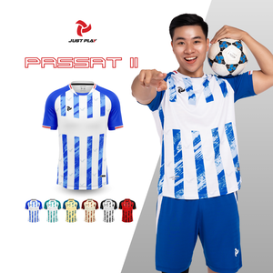 เสื้อฟุตบอลแบบซักได้สำหรับผู้ใหญ่เสื้อฟุตบอลแบบสั่งทำ - Product Image 4