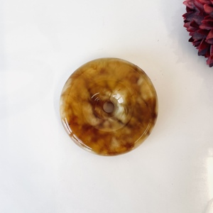 Colgante de Ámbar Báltico Naranja para Niños, Colgante Circular de Ámbar Natural - Product Image 5