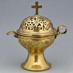 Pot d'encens en laiton sanctifié encensoir suspendu léger brûleur d'encens d'église vintage pour l'ambiance cérémonielle et spirituelle - Product Image 3