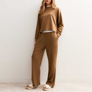 กางเกงจ็อกเกอร์ผ้าเฟรนช์เทอร์รี่สีพื้นคุณภาพสูง ทรงขากว้าง มีเชือกผูกเอว กระเป๋าใหญ่ สำหรับผู้หญิง พร้อมโลโก้สั่งทำ - Product Image 4