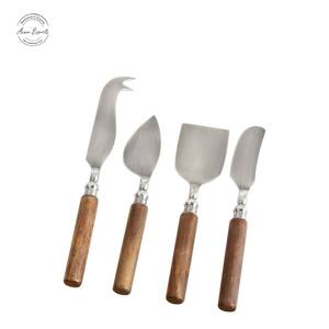 Moderno Juego de Quesos de Acero Inoxidable de 4 Piezas Hecho a Mano con Tabla de Charcutería de Madera y Mármol Utilizado para Servir el Desayuno - Product Image 6