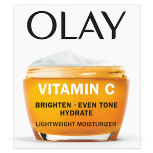 Loción Humectante Blanqueadora con Vitamina C y E de Olay con Aceite de Oliva y Aceite Esencial, Ligera para el Cuerpo, para Todo Tipo de Piel, 1.7 oz - Product Image 2