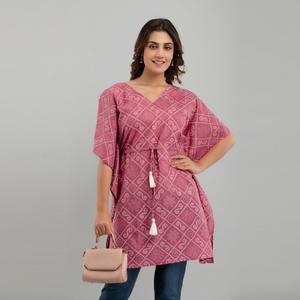 Vestido Kaftan de Seda Banarasi Morado con Estampado Bandhani Hecho a Mano, Material Georgette, Estilo Pakistaní, Modelo Lehenga Suave (SHKUP1234) - Product Image 1