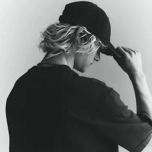 เสื้อยืดโอเวอร์ไซส์สำหรับผู้ชายผ้าคอตต้อนธรรมดาคุณภาพระดับพรีเมียมจากผู้ผลิต - Product Image 4