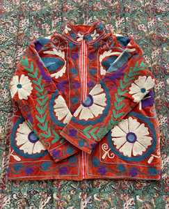 Most Trending Handmade Suzani Embroidery <b>Velvet</b> Winter Jacket Women Short Suzani Jacket Free Size Short <b>Quilted</b> Jacket - Product Image 2