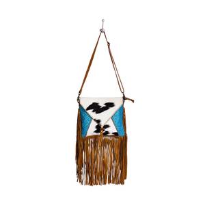 Bolso bandolera de cuero genuino con estampado de cocodrilo, hecho a mano, estilo bohemio occidental azteca, para mujer, con aspecto vintage y diseño boho. - Product Image 4