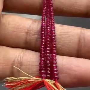 ลูกปัดทับทิมธรรมชาติสวยงาม เรียบเนียน ขนาด 2-4 มม. สีแดง ไม่ผ่านการอบ ไม่ผ่านการบำบัด สำหรับทำเครื่องประดับ - Product Image 2