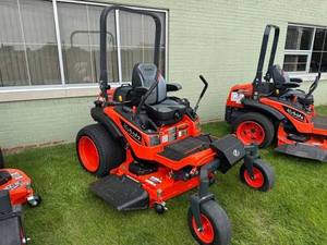 Kubota ZERO TURN RIDE ON เครื่องตัดหญ้าสำหรับมืออาชีพการดูแลสนามหญ้าและการจัดการบริเวณ - Product Image 2