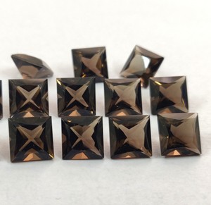 ควอทซ์ทรงสี่เหลี่ยมสีสโมควีทซ์ทรงหลวม7มม. ธรรมชาติ - Product Image 4