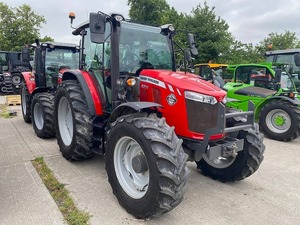 Tractor Massey Ferguson 5711 Usado en Buen Estado con Bomba y Caja de Cambios de Alto Rendimiento para Agricultura Pesada - Product Image 2