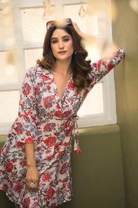 ชุดเซ็ตผ้าฝ้ายพิมพ์ลายสวยงามสำหรับผู้หญิง สไตล์ลำลองแฟชั่นฤดูร้อน ดีไซน์เก๋ไก๋ทันสมัย - Product Image 2