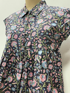 Débardeur pour femme en coton 100% fait main, style japonais, imprimé floral, col en V, écologique, avec décoration boutonnée - Product Image 6