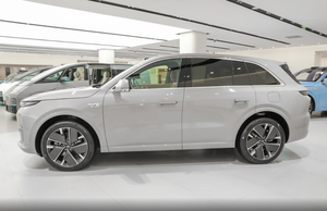 SUV hybride électrique 2025 L6 1.5L turbocompressé avec sièges en cuir, pack premium, 36,8 kWh - Product Image 3