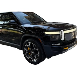 Camioneta Usada 2023 Gasolina/Petróleo, Motor Cuádruple, Tracción en las Cuatro Ruedas, 835 hp, 623 kW, Batería de Iones de Litio de 135 kWh, Portaequipajes de Aluminio en el Techo Izquierdo - Product Image 1