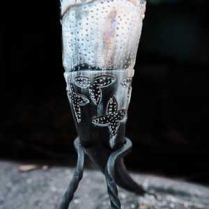 Stein classique en corne de buffle artisanale, un objet distinctif pour vos boissons - Product Image 3