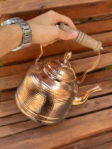 Fabricant OEM de bouilloire à thé en cuivre de style traditionnel avec une forme élégante et une base équilibrée pour une ébullition parfaite et un look élégant - Product Image 2