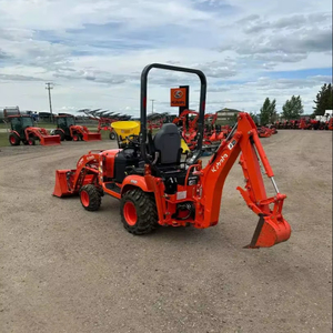 Pour tracteur diesel compact 4x4 BX23S 22HP avec chargeur frontal et pelle arrière, boîte de vitesses, pompe pour travaux agricoles et d'aménagement paysager - Product Image 2