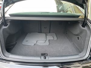 C LEAN 2019 Audi A3 Quattro Premium 45 TFSI Sedán Dirección Izquierda Euro III Emisión - Product Image 3