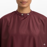 SUNSTAR IMPEX Cape de Coiffure Marron en Polyester Résistante à l'Eau Écologique Confortable pour Salon de Barbier 160x140cm avec Bouton Pression au Cou