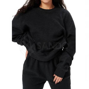 เสื้อสเวตเตอร์ขนแกะเชอร์ปาสำหรับผู้หญิงเสื้อกันลมผ้าฝ้ายระบายอากาศและสไตล์ลำลองออกแบบโลโก้ได้ตามต้องการสำหรับฤดูหนาว - Product Image 3