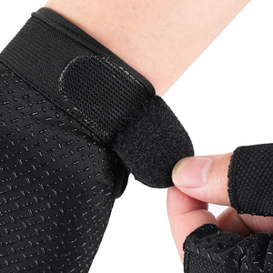 Weightlifting Gloves with Breathable Neoprene and Polyester Fabric Half <b>Finger</b> Wrist <b>Support</b> Adjustable Strap Unisex - Product Image 4