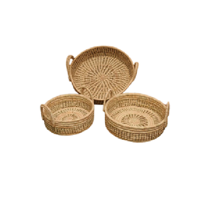 Panier à gazon Sabai polyvalent fait à la main avec des fibres naturelles durables pour un rangement rustique et un style de décoration écologique. - Product Image 1