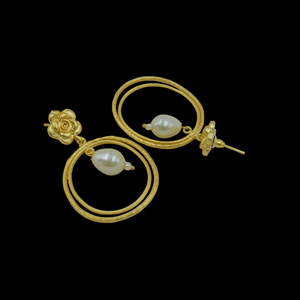 Pendiente de moda chapado en oro de latón mate MOP STONE pendiente de moda Fabricante Proveedor 18K chapado en oro Pendientes de piedra - Product Image 5