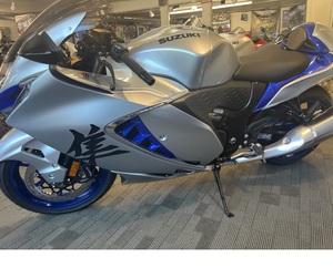 Nouvelle moto sportive Suzuki Hayabusa 2025, finition DIY, garantie 1 an, support OEM personnalisé, outils d'assemblage industriels - Product Image 1