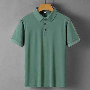 Camiseta Deportiva de Algodón para Hombre HZWN4080, 100% Teñido en Hilo, Diseño Sólido, Corte Holgado, Largo Recortado con Tejido Enlazado - Product Image 4