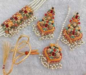 Delicado Juego de Collar Navratna Kundan Tradicional Indio para Novia, Joyería Artificial, Joyería de Moda Nupcial - Product Image 3