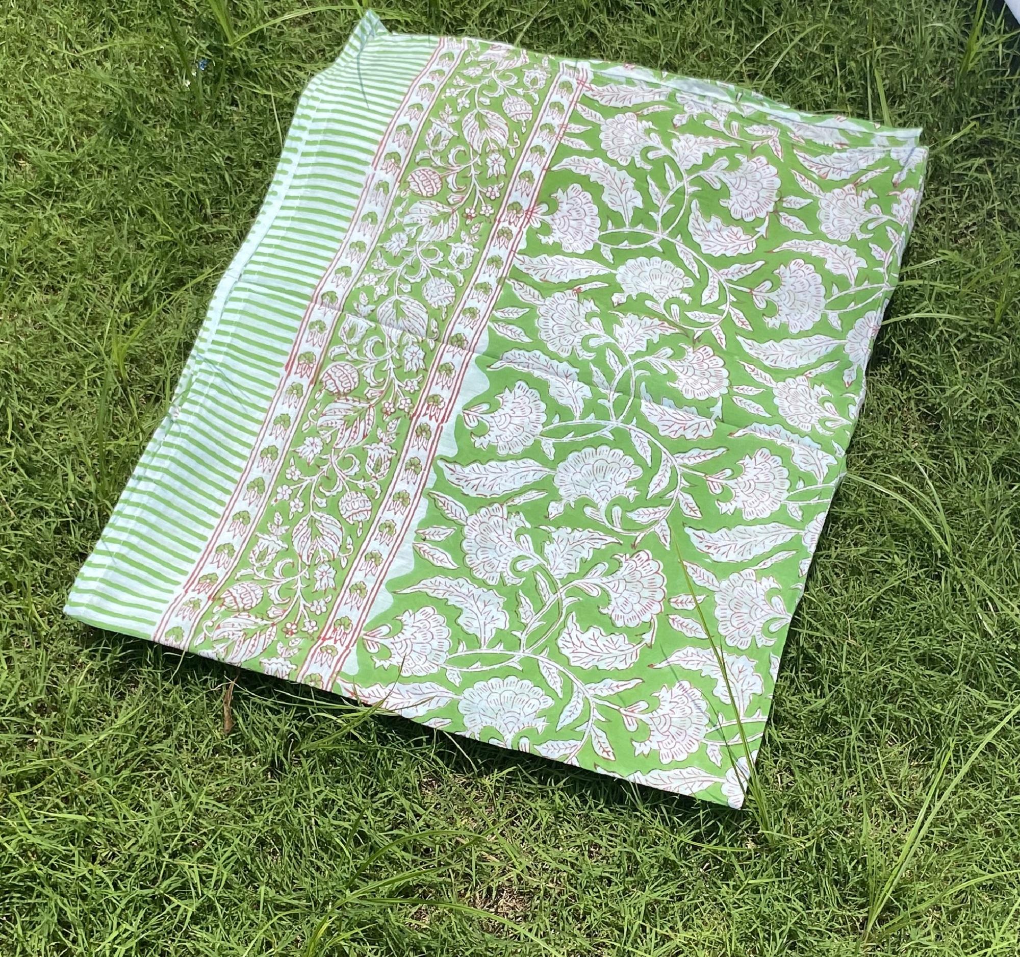 เช่นเดียวกับภาพ