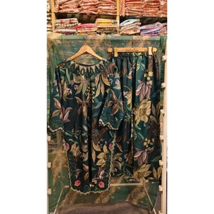 Conjunto de Traje Casual de 3 Piezas de Organza Bordada - Product Image 1